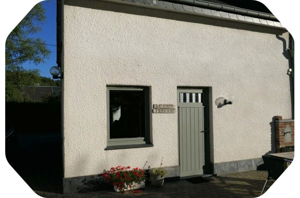 Entrée du gîte Le Coin Ardenne